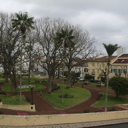 Anthero Quental Boutique Apartment Ponta Delgada  Bagian luar foto