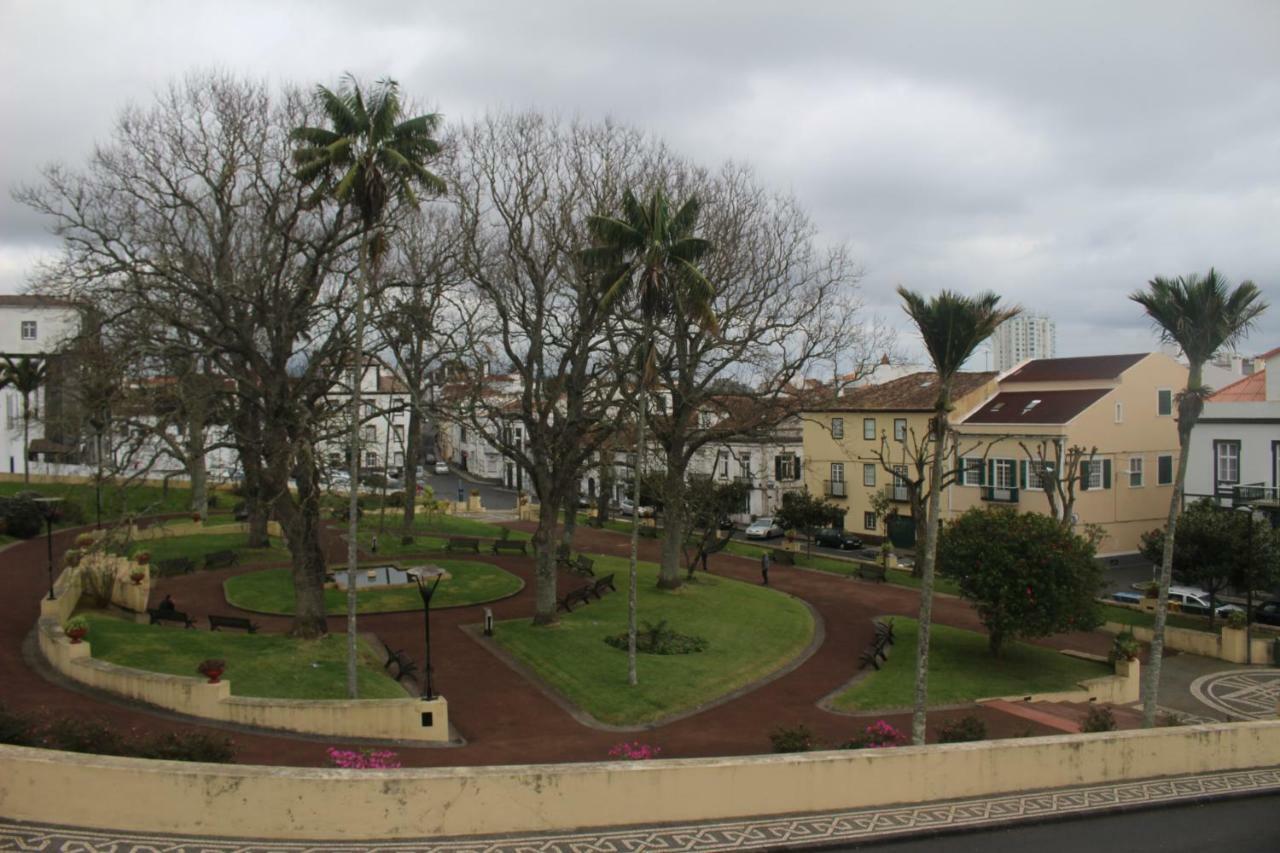 Anthero Quental Boutique Apartment Ponta Delgada  Bagian luar foto