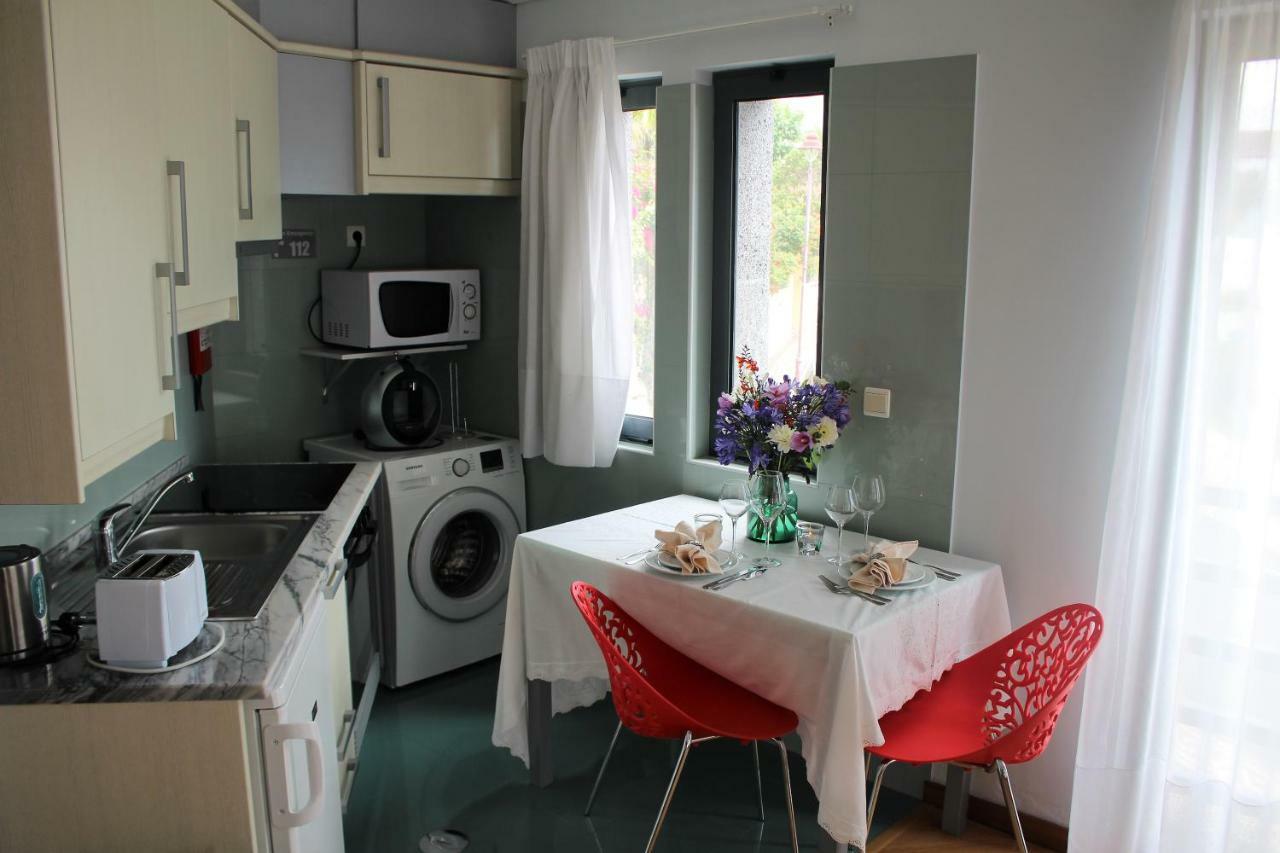 Anthero Quental Boutique Apartment Ponta Delgada  Bagian luar foto