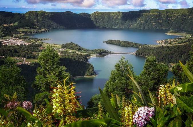 Anthero Quental Boutique Apartment Ponta Delgada  Bagian luar foto